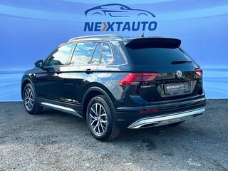 2020 Volkswagen Tiguan II, чёрный, 2597500 рублей, вид 3