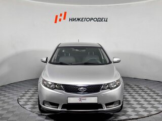2013 Kia Cerato 6-speed II, серебристый, 879000 рублей, вид 2