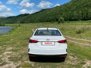2021 Hyundai Solaris II Рестайлинг, белый, 1890000 рублей, вид 5