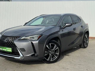 2019 Lexus UX 200 I, серый, 2599000 рублей, вид 2