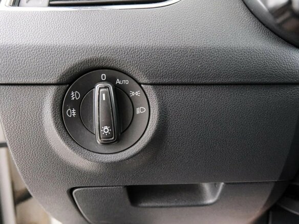 2014 Skoda Octavia III (A7), белый, 1129000 рублей - вид 18