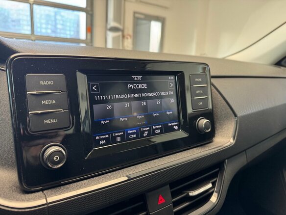 2021 Volkswagen Polo VI, серый - вид 11