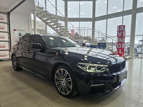 2018 BMW 5 серии 520d xDrive VII (G30/G31/G38), чёрный, 3589000 рублей - вид 4