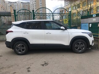 2023 Kia Seltos I, белый, 2480000 рублей, вид 2