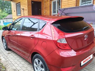 2013 Hyundai Solaris I, красный, 790000 рублей, вид 2