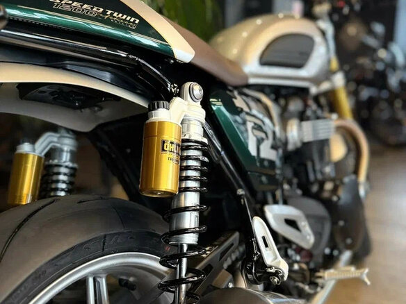 2026 Triumph Speed Twin, зелёный, 2500000 рублей - вид 23