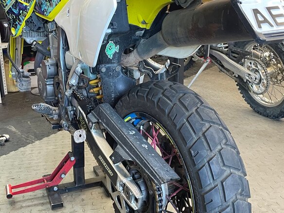 2005 Suzuki DR-Z 400, белый, 350000 рублей - вид 5