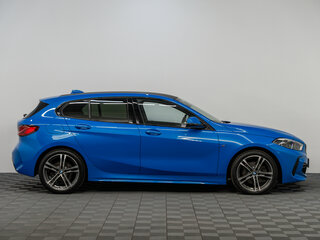 2020 BMW 1 серии 118i III (F40), синий, 2800000 рублей, вид 4