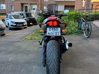 2011 Yamaha FZ1, красный, 535000 рублей, вид 4