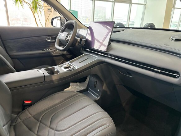 2026 Geely EX5 Гибрид EM-R, серый - вид 6