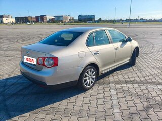 2008 Volkswagen Jetta V, бежевый, 640000 рублей, вид 5