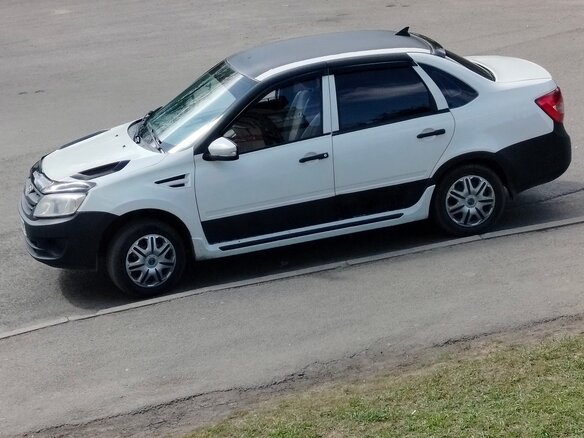 2014 Lada (ВАЗ) Granta I, белый, 520000 рублей - вид 10