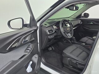 2022 Chevrolet TrailBlazer III, белый, 1550000 рублей, вид 5