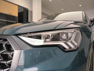 2026 Audi Q3 35 TFSI II (F3), зелёный, 4070000 рублей, вид 4