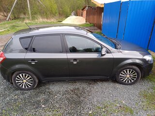 2010 Kia Ceed I Рестайлинг, серебристый, 600000 рублей, вид 2