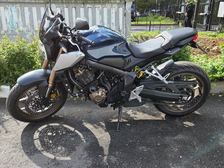 2019 Honda CB 650R, синий, 808888 рублей, вид 4