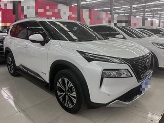 2024 Nissan X-Trail IV, белый, 3720000 рублей, вид 3