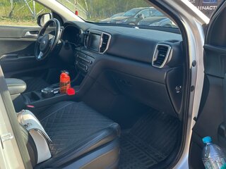 2017 Kia Sportage IV, серебристый, 2000000 рублей, вид 5