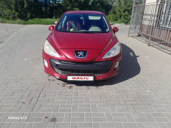 2008 Peugeot 308 I, красный, 310000 рублей - вид 1