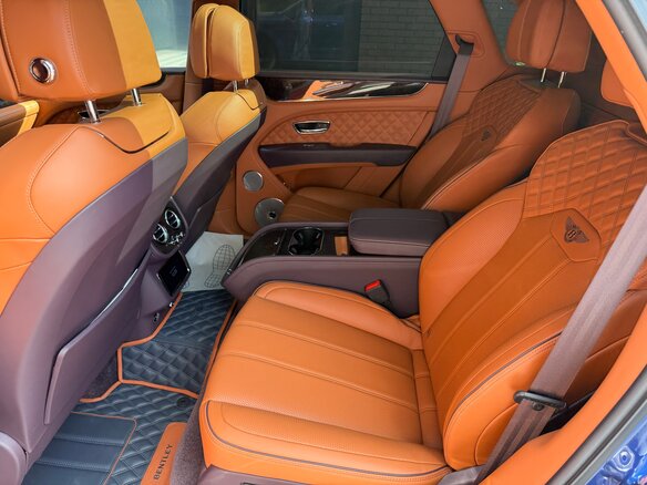 2021 Bentley Bentayga I Рестайлинг, синий, 23000000 рублей - вид 26