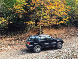 2004 Jeep Grand Cherokee II (WJ), чёрный, 1925000 рублей, вид 2
