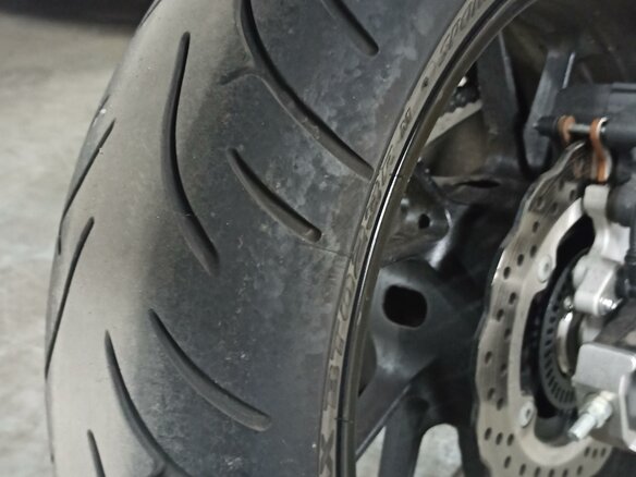 2014 Yamaha MT-07 (FZ-07), красный, 600000 рублей - вид 2