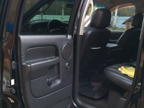 2005 Dodge RAM III (DR/DH), чёрный - вид 2