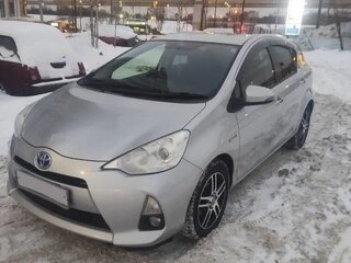 2013 Toyota Aqua I, серый, 960000 рублей, вид 1