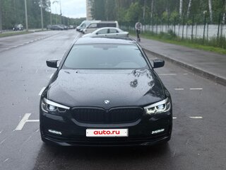 2018 BMW 5 серии 520i VII (G30/G31/G38), чёрный, 2950000 рублей, вид 2