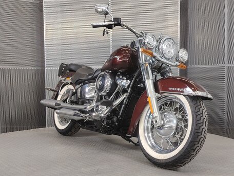 2018 Harley-Davidson Softail Deluxe, красный, 1559000 рублей, вид 2