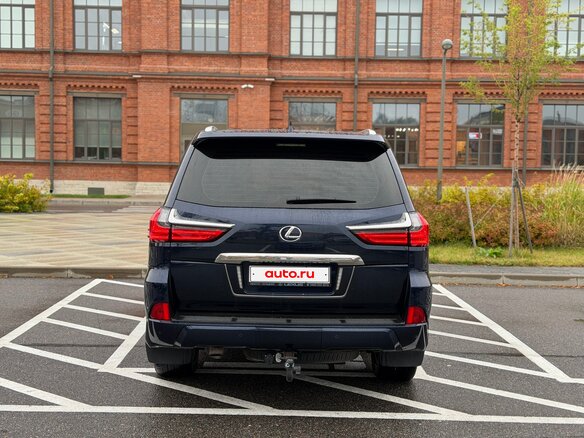 2018 Lexus LX 570 III Рестайлинг 2, синий, 7145000 рублей - вид 10