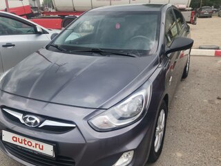 2013 Hyundai Solaris I, серый, 970000 рублей, вид 1