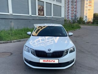 2019 Skoda Octavia III (A7) Рестайлинг, белый, 920000 рублей, вид 1