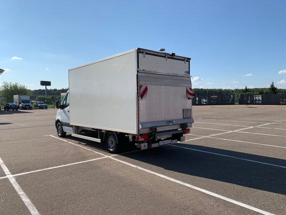 2020 Mercedes-Benz Sprinter, белый, 5750000 рублей - вид 3