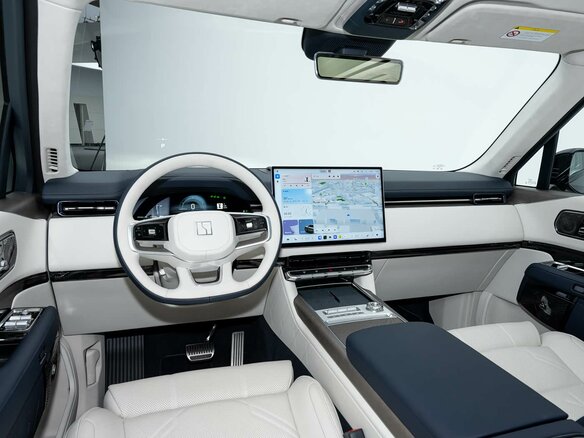2026 Zeekr 9X 70 kWh, белый, 14490000 рублей - вид 16