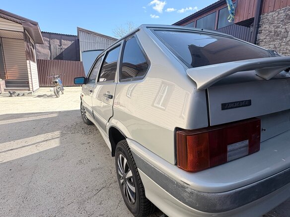 2004 Lada (ВАЗ) 2114, серебристый, 200000 рублей - вид 4