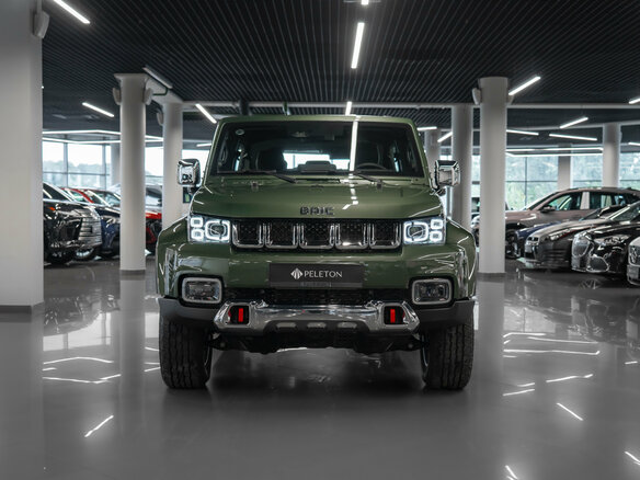 2026 BAIC BJ40 I Рестайлинг, зелёный, 3799000 рублей - вид 2