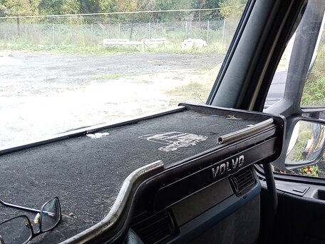 2008 Volvo FH, белый, 3000000 рублей, вид 5