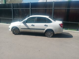 2017 Lada (ВАЗ) Granta I, белый, 550000 рублей, вид 4