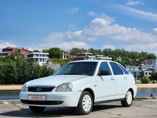 2010 Lada (ВАЗ) Priora I, белый, 300000 рублей, вид 1