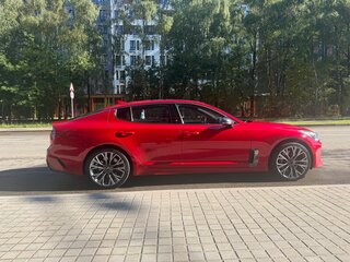 2019 Kia Stinger I, красный, 2800000 рублей, вид 1