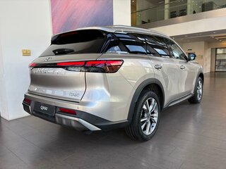 2026 Infiniti QX60 II, бежевый, 7590000 рублей, вид 4