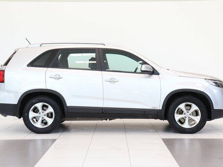 2018 Kia Sorento II Рестайлинг, серебристый, 1831000 рублей, вид 5