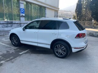 2016 Volkswagen Touareg II Рестайлинг, белый, 2650000 рублей, вид 5