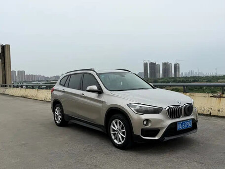 2019 BMW X1 18i sDrive II (F48), белый, 1877777 рублей, вид 3