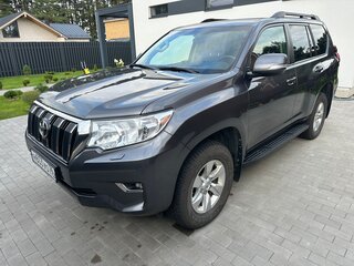 2019 Toyota Land Cruiser Prado 150 Series Рестайлинг 2, серый, 4950000 рублей, вид 3
