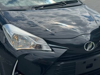 2019 Toyota Vitz III (XP130) Рестайлинг 2, чёрный, 1175000 рублей, вид 2