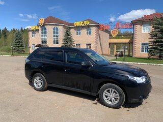 2013 Mitsubishi Outlander III, чёрный, 1300000 рублей, вид 4