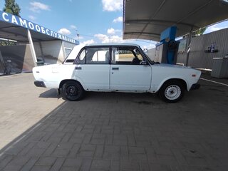 2001 Lada (ВАЗ) 2107, белый, 130000 рублей, вид 3
