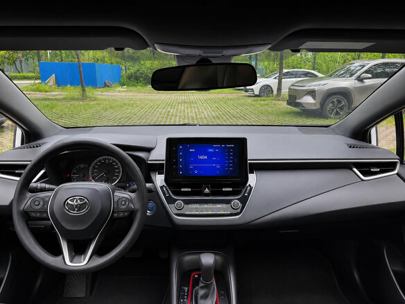 2022 Toyota Corolla Sporty XII (E210) Рестайлинг, белый - вид 20